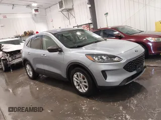 2022 Ford Escape SE z VIN 1FMCU0G64NUB71518, wystawiony jako IAAI lot #42196475 z przebiegiem 9 389 mil mil oraz . Historia ofert i sprzedaży dostępna na DreamBid. Obrazek 1.