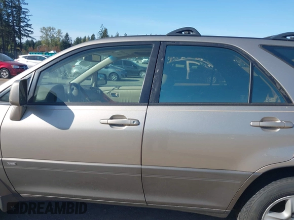 2002 Lexus RX 300 with VIN JTJHF10UX20261307, listed as a IAAI auction lot 42029494 with 1 mi miles. Bid and sale history available at carsss.com. Image 13.