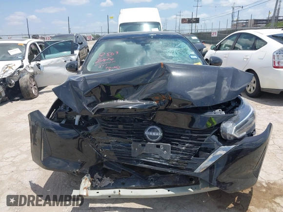 2025 Nissan Sentra SR с VIN 3N1AB8DV3SY314627, выставлен на аукционе IAAI как лот 42441501 с пробегом Не указан миль и . История ставок и продаж доступна на DreamBid. Изображение 11.
