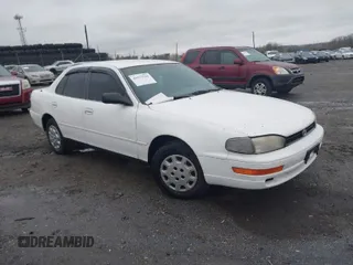 1994 Toyota Camry LE with VIN 4T1SK12E9RU848607, listed as a IAAI auction lot 41972535 with 152,468 mi miles. Bid and sale history available at carsss.com. Image 1.