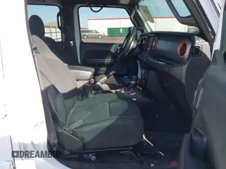 2021 Jeep Gladiator Mojave с VIN 1C6JJTEG2ML578573, выставлен на аукционе IAAI как лот 42034265 с пробегом 30 141 миль миль и . История ставок и продаж доступна на DreamBid. Изображение 5.