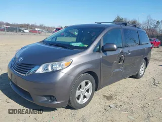 2016 Toyota Sienna LE AAS with VIN 5TDKK3DC3GS765784, listed as a IAAI auction lot 41759100 with 119,218 mi miles. Bid and sale history available at carsss.com. Image 17.