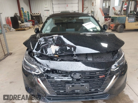 2025 Nissan Sentra SR with VIN 3N1AB8DV2SY306941, listed as a IAAI auction lot 42194726 with 2,509 mi miles and . Bid and sale history available at DreamBid. Image 6.