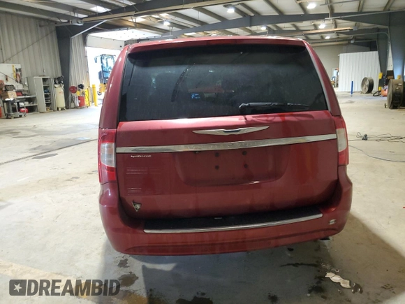 2013 Chrysler Town & Country Touring z VIN 2C4RC1BG4DR759938, wystawiony jako Copart lot #54775225 z przebiegiem 168 023 mil mil oraz Szkoda całkowita • Salvage title. Historia ofert i sprzedaży dostępna na DreamBid. Obrazek 6.