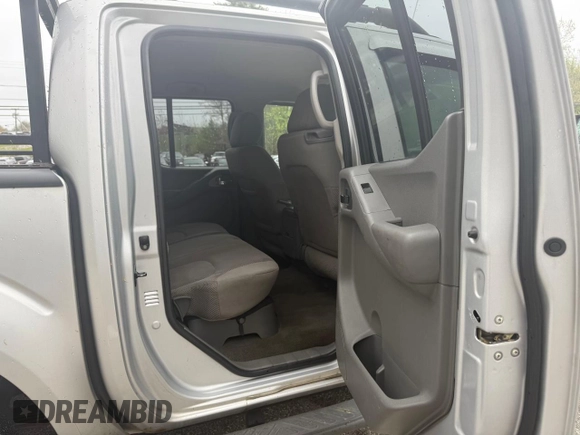 2006 Nissan Frontier SE с VIN 1N6AD07W66C441509, выставлен на аукционе Copart как лот 55877445 с пробегом 217 193 миль миль и Чистый • Clean title. История ставок и продаж доступна на DreamBid. Изображение 6.
