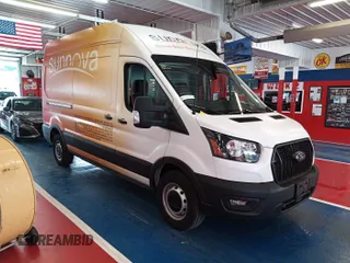 2023 Ford Transit Cargo z VIN 1FTBR1X8XPKC02486, wystawiony jako IAAI lot #42786968 z przebiegiem 7 229 mil mil oraz . Historia ofert i sprzedaży dostępna na DreamBid. Obrazek 5.