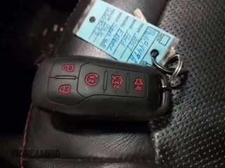 2017 Ford Explorer Sport z VIN 1FM5K8GT9HGA04092, wystawiony jako IAAI lot #41354237 z przebiegiem 96 620 mil mil oraz . Historia ofert i sprzedaży dostępna na DreamBid. Obrazek 11.