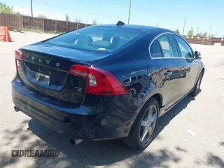 2012 Volvo S60 T5 с VIN YV1622FS4C2142489, выставлен на аукционе IAAI как лот 42234409 с пробегом 218 907 миль миль и . История ставок и продаж доступна на DreamBid. Изображение 4.