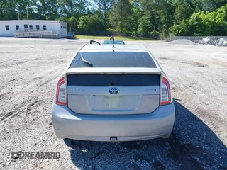 2015 Toyota Prius Four with VIN JTDKN3DU0F0417331, listed as a IAAI auction lot 42189981 with 111,255 mi miles. Bid and sale history available at carsss.com. Image 16.