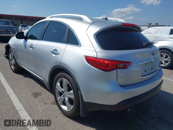 2009 Infiniti FX with VIN JNRAS18W39M151949, listed as a IAAI auction lot 41949315 with 179,276 mi miles. Bid and sale history available at carsss.com. Image 3.