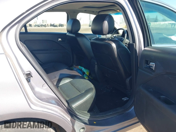 2007 Ford Fusion SEL with VIN 3FAHP08167R129971, listed as a IAAI auction lot 41745395 with 156,322 mi miles. Bid and sale history available at carsss.com. Image 8.