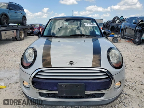 2015 MINI Hardtop with VIN WMWXM5C50FT942819, listed as a Copart auction lot 59783465 with 37,133 mi miles and Clean title. Bid and sale history available at DreamBid. Image 5.