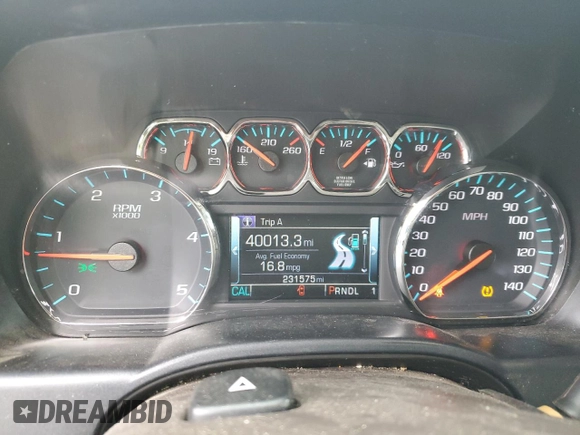 2018 GMC Sierra 2500HD SLT with VIN 1GT12TEY5JF261458, listed as a Copart auction lot 41449335 with 231,575 mi miles and Salvage Title. Bid and sale history available at carsss.com. Image 9.
