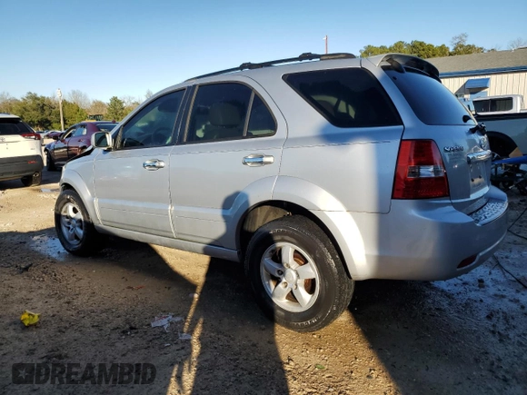 2007 Kia Sorento LX z VIN KNDJD736975696498, wystawiony jako Copart lot #85933984 z przebiegiem 116 434 mil mil oraz Szkoda całkowita • Salvage title. Historia ofert i sprzedaży dostępna na DreamBid. Obrazek 2.