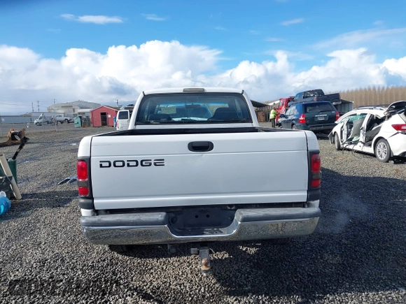 2001 Dodge 1500 z VIN 3B7HC12Y61G163039, wystawiony jako IAAI lot #41798694 z przebiegiem 94 609 mil mil oraz . Historia ofert i sprzedaży dostępna na DreamBid. Obrazek 17.