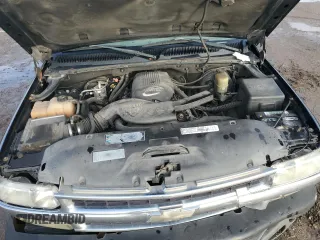 2002 Chevrolet Tahoe LS with VIN 1GNEC13V22R278981, listed as a Copart auction lot 87921455 with 318,518 mi miles and Salvage Title. Bid and sale history available at carsss.com. Image 14.