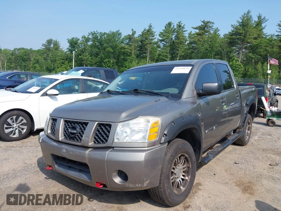 2006 Nissan Titan SE z VIN 1N6BA07B56N504064, wystawiony jako IAAI lot #42479075 z przebiegiem 156 983 mil mil oraz . Historia ofert i sprzedaży dostępna na DreamBid. Obrazek 17.