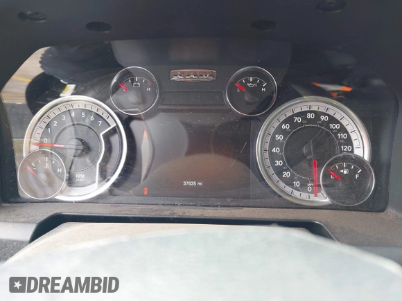 2023 Ram 1500 SLT z VIN 1C6RR7LG7PS565852, wystawiony jako IAAI lot #41871789 z przebiegiem 37 635 mil mil oraz . Historia ofert i sprzedaży dostępna na DreamBid. Obrazek 7.