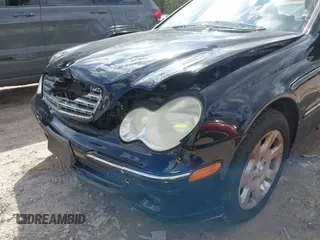 2006 Mercedes-Benz C 280 Luxury with VIN WDBRF92H06F772788, listed as a IAAI auction lot 41841034 with 167,479 mi miles and . Bid and sale history available at DreamBid. Image 13.