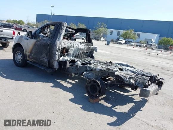 2018 Ford F-150 XL с VIN 1FTMF1CB3JKD73476, выставлен на аукционе IAAI как лот 42526034 с пробегом Не указан миль и . История ставок и продаж доступна на DreamBid. Изображение 3.