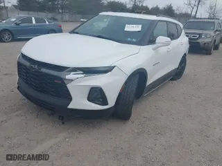 2019 Chevrolet Blazer RS with VIN 3GNKBJRSXKS687147, listed as a IAAI auction lot 41786346 with 97,751 mi miles. Bid and sale history available at carsss.com. Image 2.