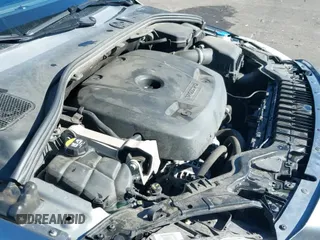 2017 Volvo S60 Inscription с VIN LYV402HK7HB120640, выставлен на аукционе IAAI как лот 41583114 с пробегом 71 884 миль миль и . История ставок и продаж доступна на DreamBid. Изображение 19.