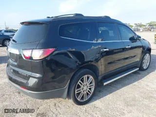2015 Chevrolet Traverse LT with VIN 1GNKRGKDXFJ201793, listed as a IAAI auction lot 41965559 with 1 mi miles. Bid and sale history available at carsss.com. Image 4.