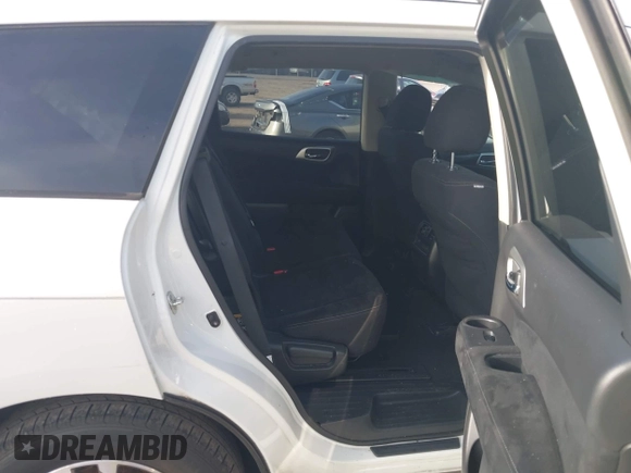 2013 Nissan Pathfinder SV with VIN 5N1AR2MN3DC671772, listed as a IAAI auction lot 41918880 with 116,182 mi miles. Bid and sale history available at carsss.com. Image 8.