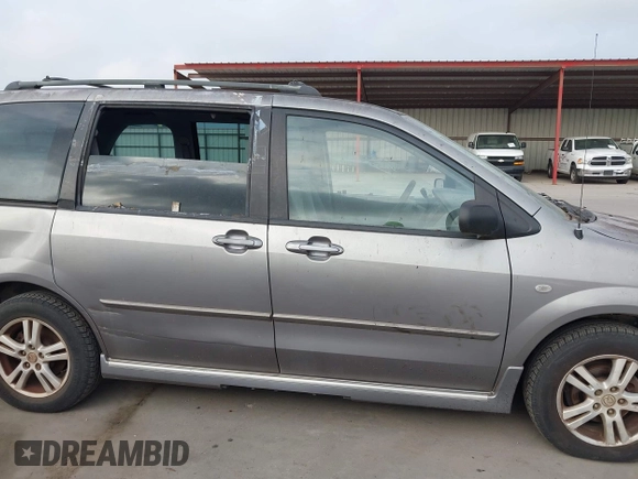 2005 Mazda MPV LX with VIN JM3LW28A550556310, listed as a IAAI auction lot 42148786 with 376,021 mi miles. Bid and sale history available at carsss.com. Image 13.