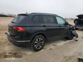 2022 Volkswagen Tiguan S z VIN 3VV1B7AX9NM034513, wystawiony jako Copart lot #43019025 z przebiegiem 71 010 mil mil oraz Szkoda całkowita • Salvage title. Historia ofert i sprzedaży dostępna na DreamBid. Obrazek 3.