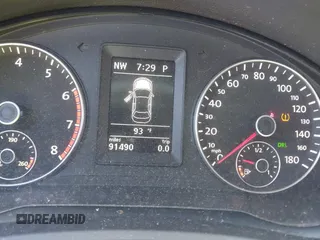 2010 Volkswagen Eos Komfort with VIN WVWBA7AH2AV018698, listed as a IAAI auction lot 42581271 with 91,490 mi miles and . Bid and sale history available at DreamBid. Image 7.