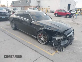 2016 Mercedes-Benz C 63 S AMG with VIN 55SWF8HB7GU163686, listed as a IAAI auction lot 40884579 with Not provided miles and . Bid and sale history available at DreamBid. Image 1.