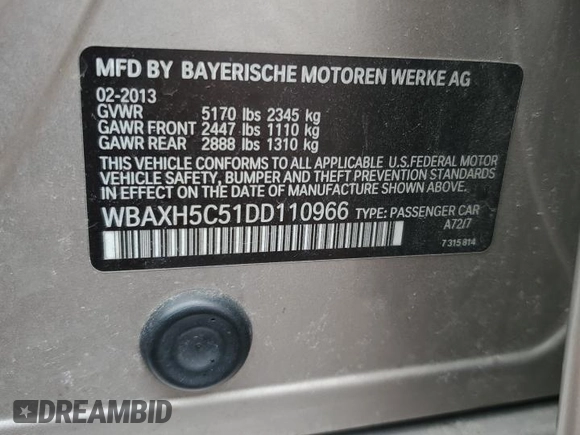 2013 BMW 5 Series 528i xDrive z VIN WBAXH5C51DD110966, wystawiony jako Copart lot #53949115 z przebiegiem 128 708 mil mil oraz Szkody całkowita. Historia ofert i sprzedaży dostępna na DreamBid. Obrazek 13.