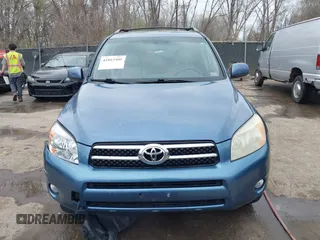 2008 Toyota RAV4 Ltd with VIN JTMBD31V485190036, listed as a IAAI auction lot 41863408 with 205,679 mi miles. Bid and sale history available at carsss.com. Image 11.