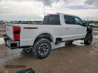 2024 Ford F-250 XL with VIN 1FT8W2BM9REC24042, listed as a Copart auction lot 60598605 with 28,099 mi miles and Salvage title. Bid and sale history available at DreamBid. Image 3.