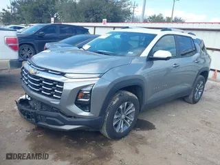 2025 Chevrolet Equinox FWD LT with VIN 3GNAXHEG3SL118237, listed as a IAAI auction lot 41530011 with 5,707 mi miles. Bid and sale history available at carsss.com. Image 17.