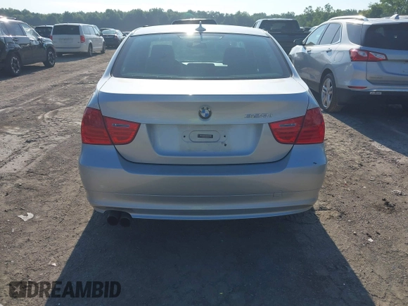 2011 BMW 3 Series 328i xDrive with VIN WBAPK7C57BF087773, listed as a IAAI auction lot 42653731 with 107,868 mi miles and . Bid and sale history available at DreamBid. Image 16.