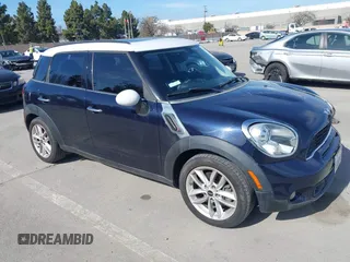 2011 MINI Countryman S z VIN WMWZC3C53BWL78687, wystawiony jako IAAI lot #41871368 z przebiegiem 125 397 mil mil oraz . Historia ofert i sprzedaży dostępna na DreamBid. Obrazek 1.