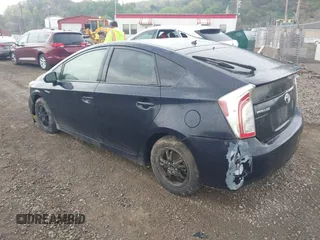 2013 Toyota Prius One with VIN JTDKN3DU5D1633618, listed as a IAAI auction lot 42125827 with 300,000 mi miles. Bid and sale history available at carsss.com. Image 3.