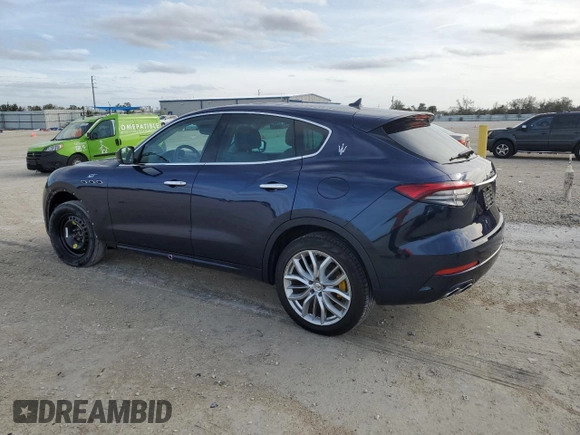 2022 Maserati Levante GT with VIN ZN661XUA1NX398867, listed as a Copart auction lot 37395284 with 18,539 mi miles. Bid and sale history available at carsss.com. Image 2.