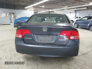 2006 Honda Civic z VIN JHMFA36256S027336, wystawiony jako Copart lot #58224335 z przebiegiem Nie podano mil oraz Szkoda całkowita • Salvage title. Historia ofert i sprzedaży dostępna na DreamBid. Obrazek 6.