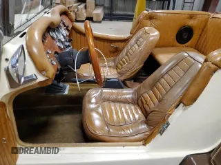 1983 Ford Mustang с VIN MI0027A274X093083, выставлен на аукционе Copart как лот 54485615 с пробегом 1 268 миль миль и Чистый • Clean title. История ставок и продаж доступна на DreamBid. Изображение 7.
