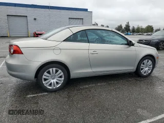 2010 Volkswagen Eos Komfort с VIN WVWBA7AH1AV016859, выставлен на аукционе Copart как лот 49053605 с пробегом 98 557 миль миль и Чистый • Clean title. История ставок и продаж доступна на DreamBid. Изображение 3.