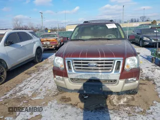 2009 Ford Explorer z VIN 1FMEU84899UA31466, wystawiony jako IAAI lot #41386025 z przebiegiem 173 671 mil mil oraz . Historia ofert i sprzedaży dostępna na DreamBid. Obrazek 12.