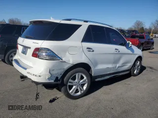 2014 Mercedes-Benz M 350 with VIN 4JGDA2EB1EA323572, listed as a Copart auction lot 45164015 with 141,111 mi miles and Salvage Title. Bid and sale history available at DreamBid. Image 3.