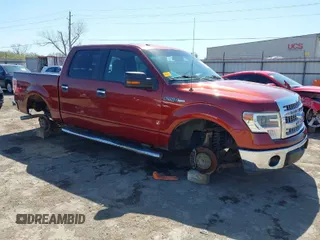 2014 Ford F-150 XL with VIN 1FTFW1CF3EKD73995, listed as a IAAI auction lot 41835996 with 89,700 mi miles. Bid and sale history available at carsss.com. Image 1.