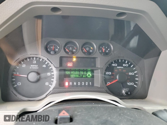 2008 Ford F-250 XL with VIN 1FTSW21528EE45027, listed as a Copart auction lot 43811735 with 157,896 mi miles and Salvage title. Bid and sale history available at DreamBid. Image 9.