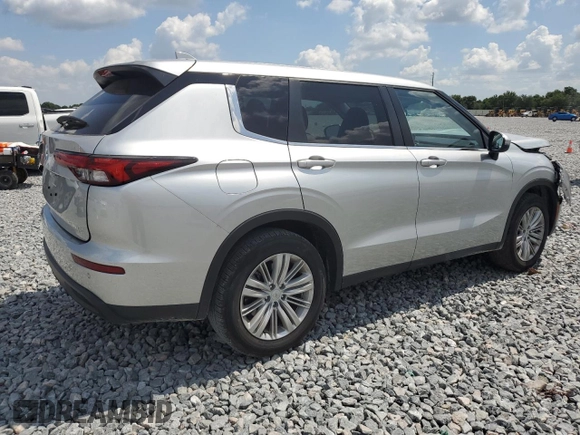 2024 Mitsubishi Outlander ES z VIN JA4J3UA83RZ005171, wystawiony jako Copart lot #57891695 z przebiegiem 14 605 mil mil oraz Nie do naprawy • Non repairable. Historia ofert i sprzedaży dostępna na DreamBid. Obrazek 3.