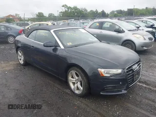 2014 Audi A5 Premium z VIN WAUCFAFH8EN003413, wystawiony jako IAAI lot #42266620 z przebiegiem 133 742 mil mil oraz . Historia ofert i sprzedaży dostępna na DreamBid. Obrazek 1.