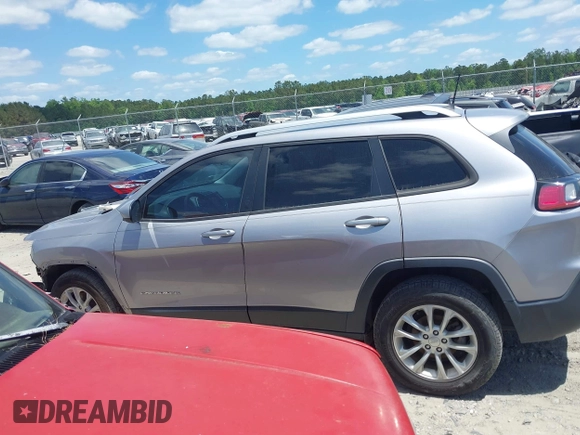 2020 Jeep Cherokee Latitude z VIN 1C4PJLCB6LD582449, wystawiony jako IAAI lot #42149389 z przebiegiem 121 499 mil mil oraz . Historia ofert i sprzedaży dostępna na DreamBid. Obrazek 14.